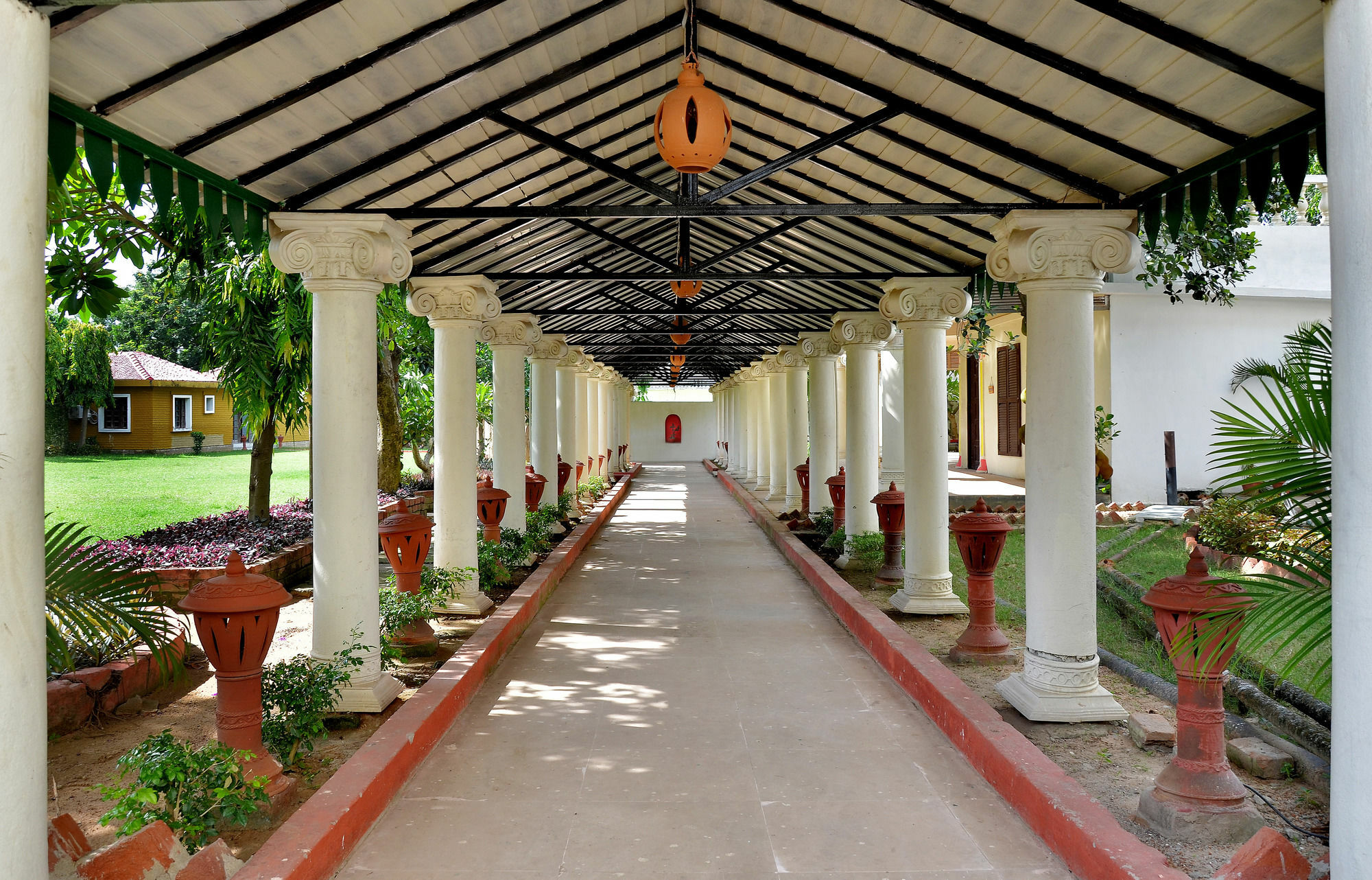 Regenta Camellia Resort And Spa Bolpur Buitenkant foto